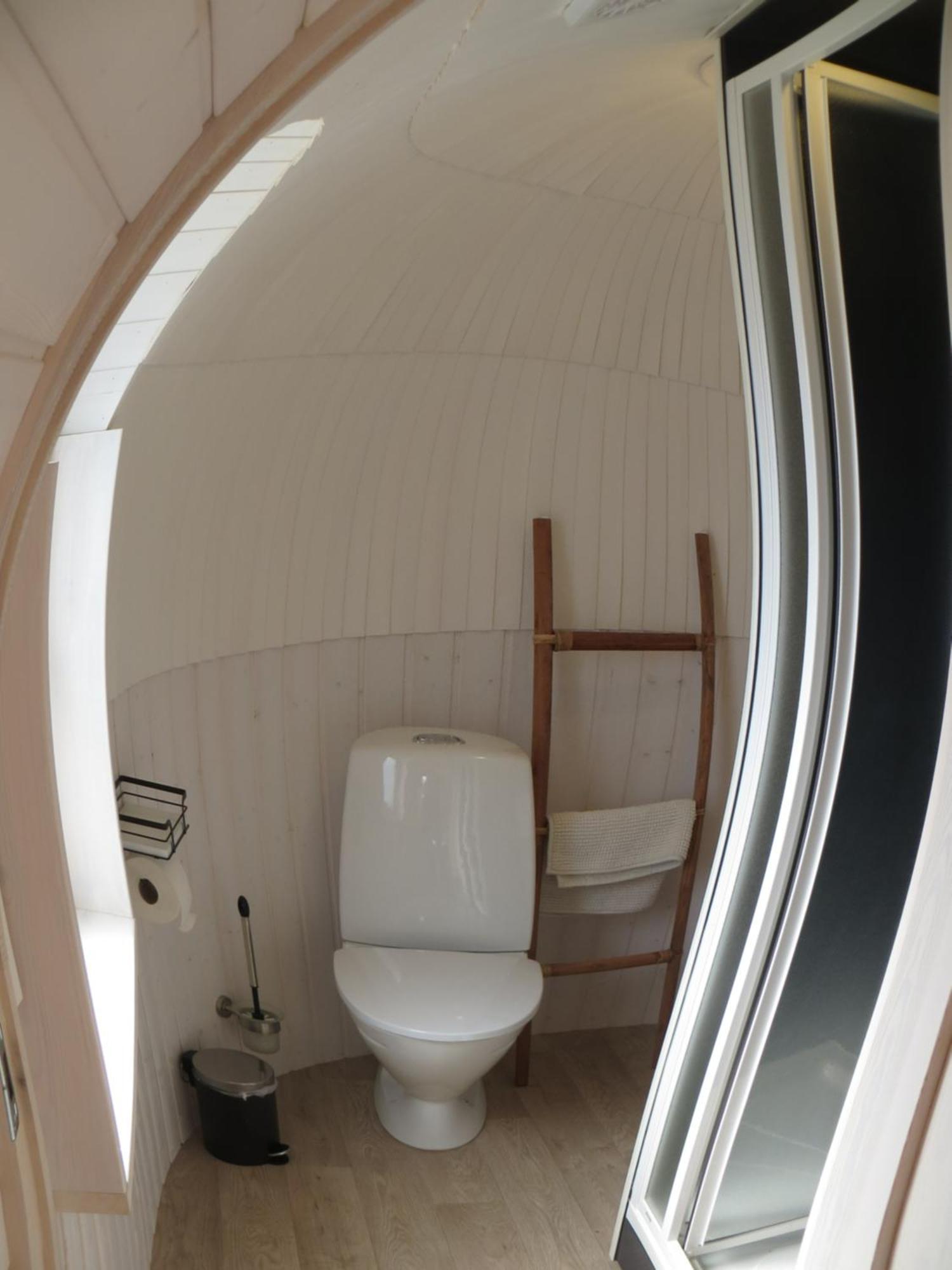 Bettis - Uebernachten Im Iglu-Tinyhaus Tostedt  Buitenkant foto