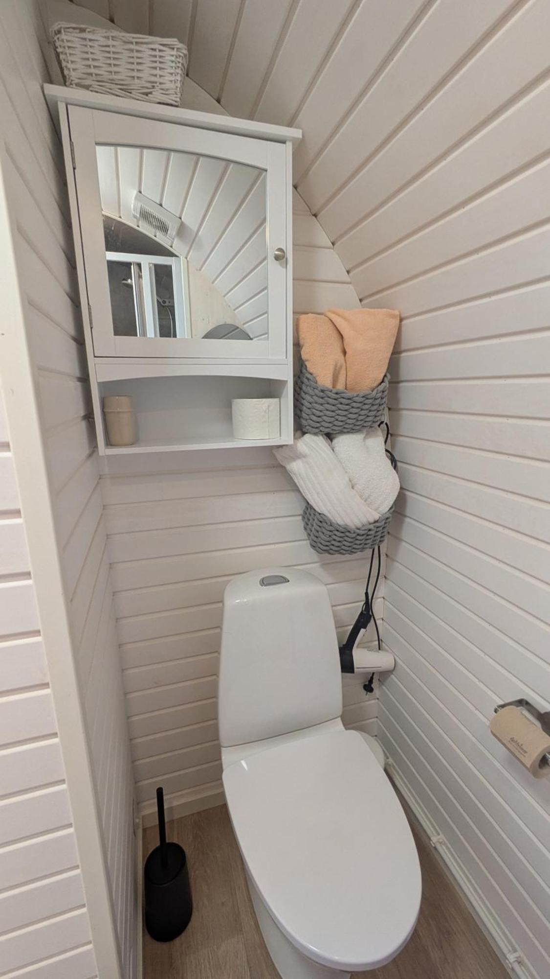 Bettis - Uebernachten Im Iglu-Tinyhaus Tostedt  Buitenkant foto